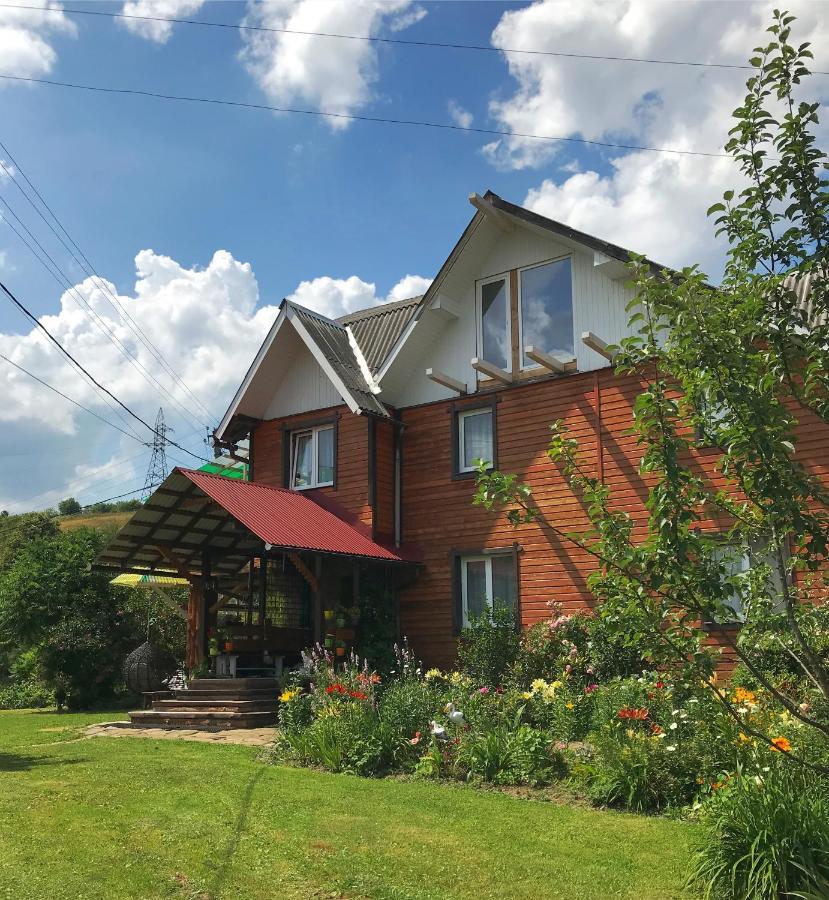 Karpats'Kyi Kalejdoskop Hotel Slavsko Exterior foto