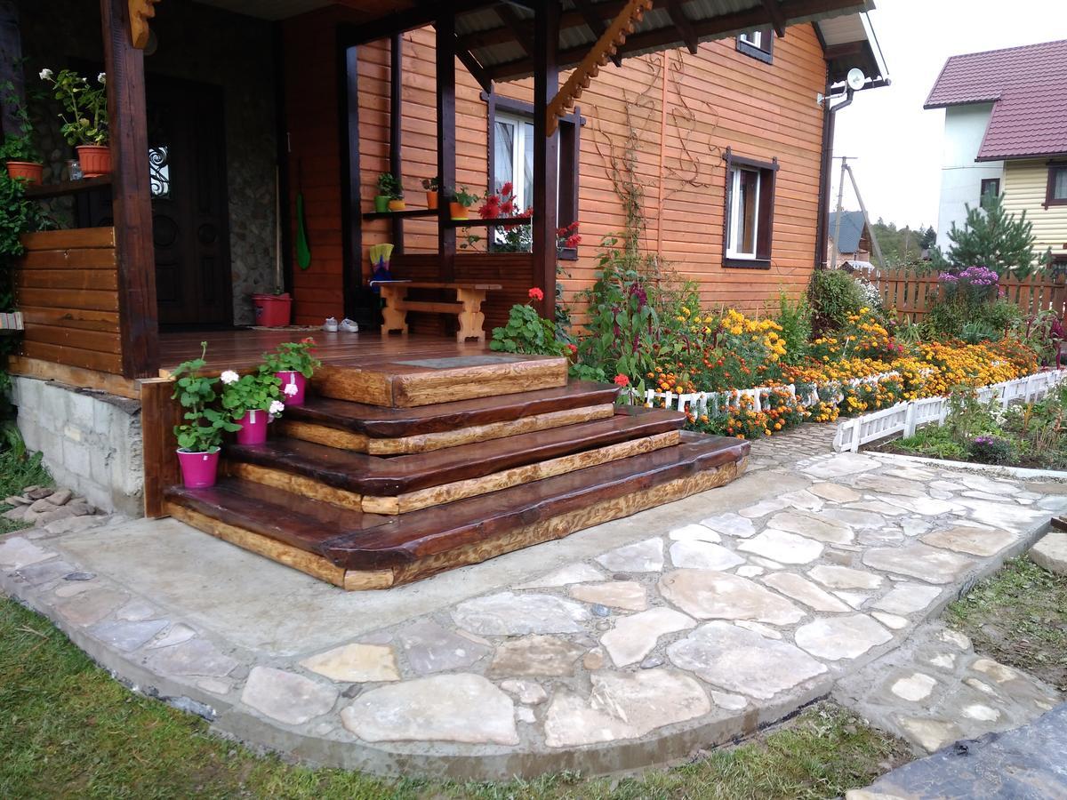 Karpats'Kyi Kalejdoskop Hotel Slavsko Exterior foto